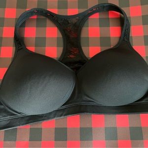 VS Pink YOGA Black Yoga sports bra lace back L